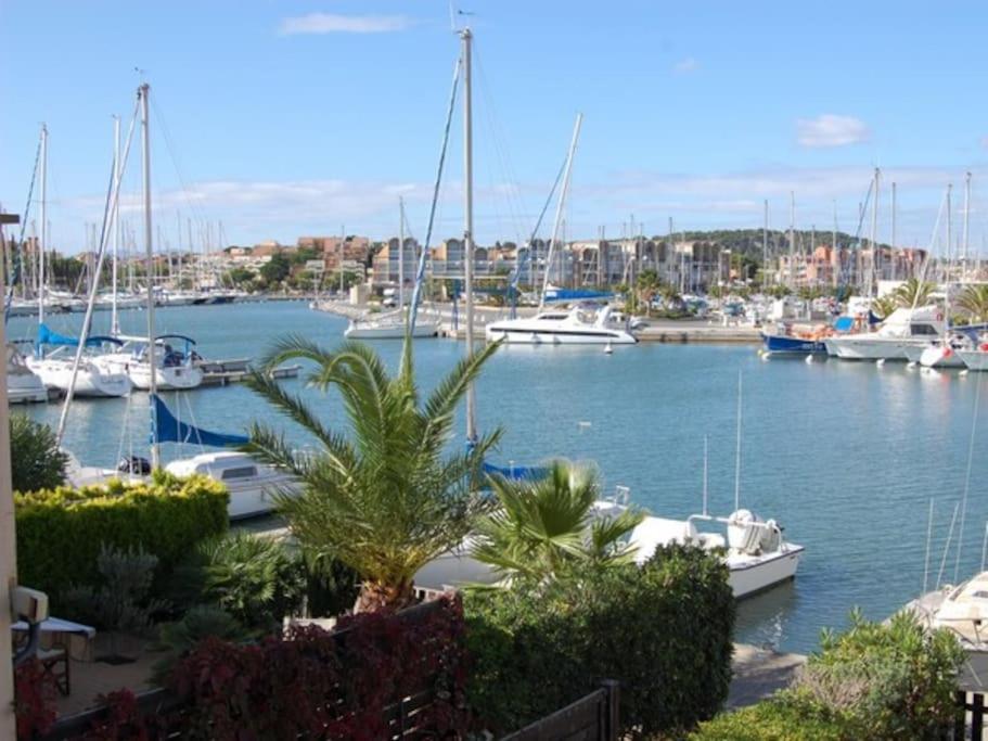 L'Escapade : Charmant T2 -Parking Gratuit, Piscine, Wifi, Clim Gruissan Exteriör bild